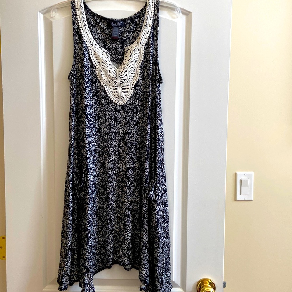 NWOT Absolutely stunning! Rene Rofe tunic style nightie/ dress in size M